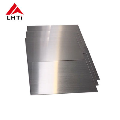 Buon prezzo 1000 mm-6000 mm di lunghezza lamiera di titanio per requisiti di elevata resistenza alla trazione in linea